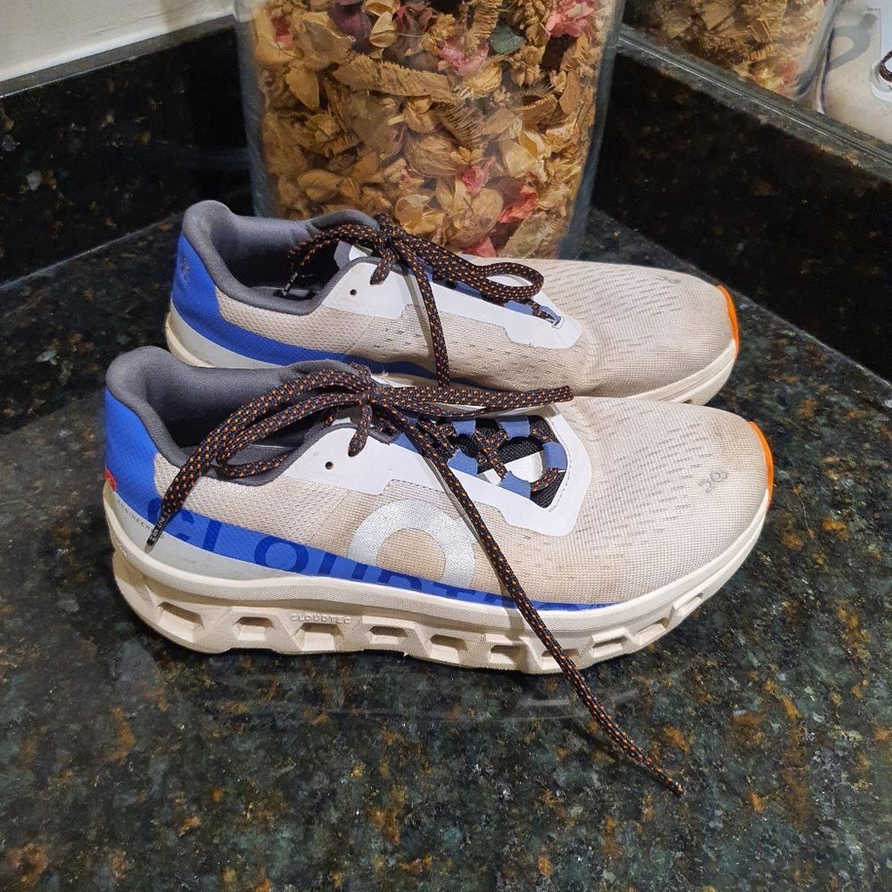 On Cloudmonster women's Running Shoes -  W 8.5